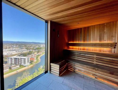 La Jolla Holiday Broadbeach - Photo 5