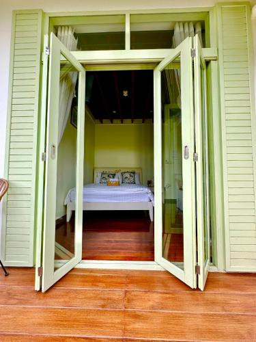 Zane Balcony House Ranong Hotel - 발코니/테라스