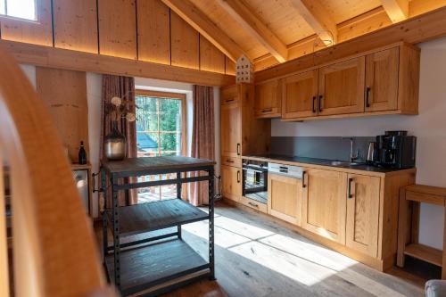 2 bedrooms, 3 beds