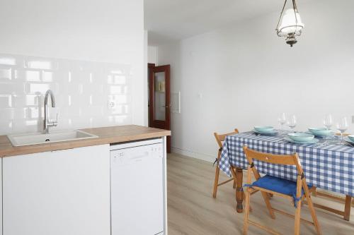 Facilities, EARRA - Narros Beach - Vistas al mar, 1 min centro in Zarautz