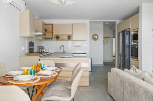 Indian Summer by IHR Indian Summer by IHR