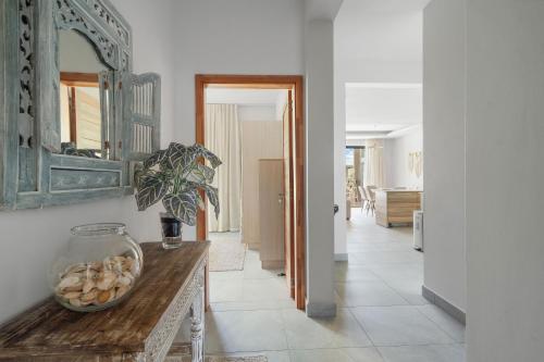 Indian Summer by IHR Indian Summer by IHR