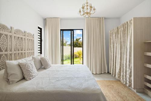 Indian Summer by IHR Indian Summer by IHR