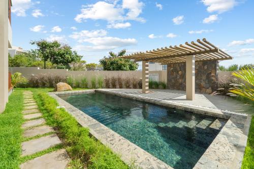 Indian Summer by IHR Indian Summer by IHR