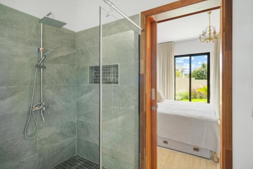 Indian Summer by IHR Indian Summer by IHR