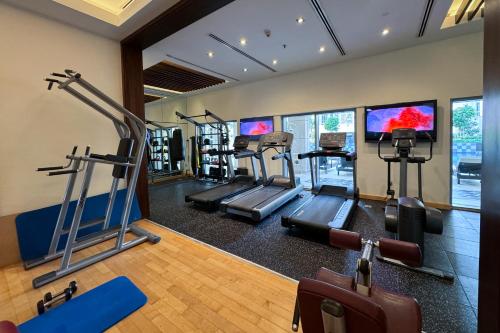 Sophisticated and Elegant 2BR in Downntown Dubai, Дубай (фото 9)