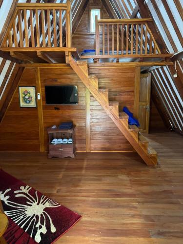 Curug Goong Resort in Serangpanjang