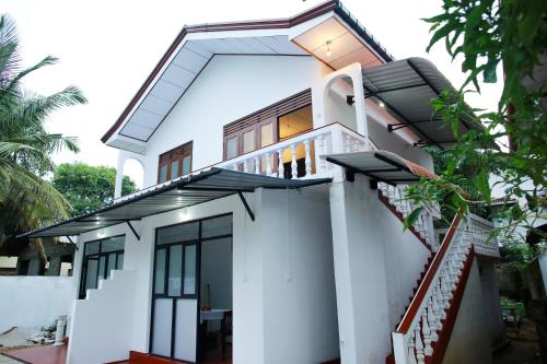Exterior view of Maradana Rest