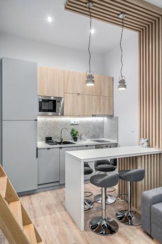 Studio Apartment image 6