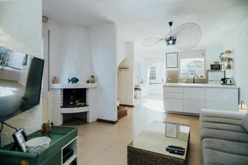 Villa with Private Pool image 5