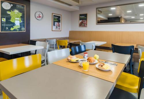 B&B Hôtel Saint-Brieuc - image 11