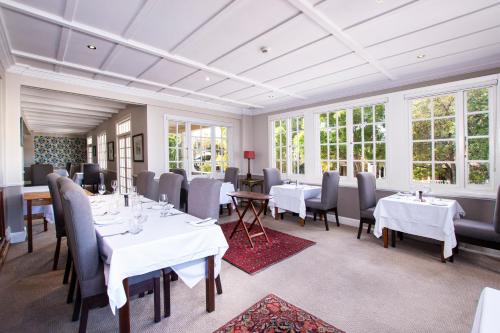 퀸스  호텔  바이 본 호텔