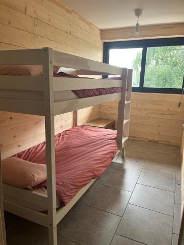 Grand appartement vue Montagne plein sud grand garage sur demande Grand appartement vue Montagne plein sud grand garage sur demande