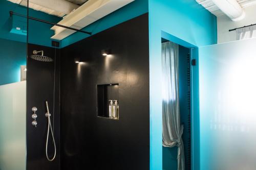 Superior Double or Twin Room with Garden View image 4