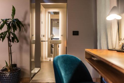 Double or Twin Room with Terrace image 5