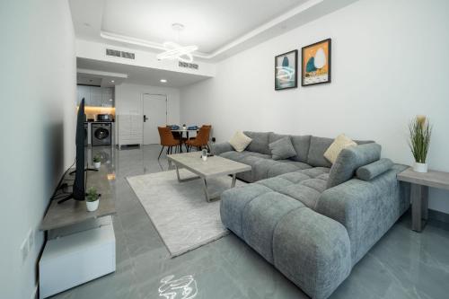 Dubai Marina - 1 BHK Unique Apartment, Дубай (фото 2)
