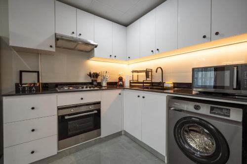 Dubai Marina - 1 BHK Unique Apartment, Дубай (фото 5)