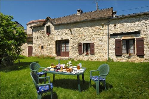 Gites de france 2 epis 5 personnes a mazel bouissy gîte à louer Le Mazel-Bouissy