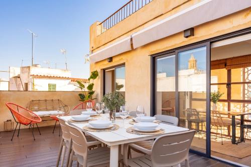 Duplex con Terraza Privada y vistas a la Catedral, Seville (photo 4)