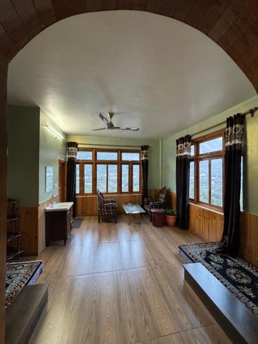 Great warriors homestay 2bhk apartment and rooms available in Jana