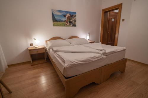 2 twin beds