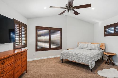 Dog friendly~4BR/2BA~ Peaceful getaway