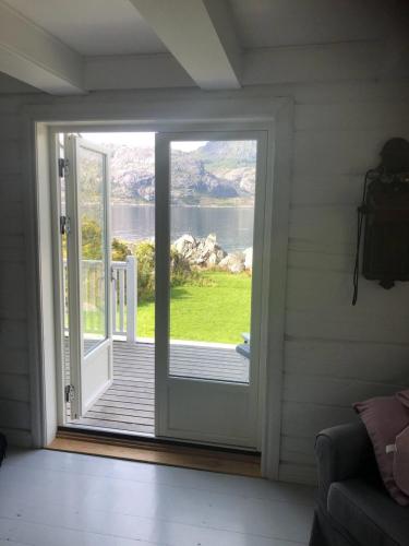 Изглед, Vettingstua, beautiful house down by the sea. in Gravdal