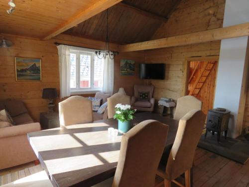 Valen Cabins in Reine Valen Cabins in Reine