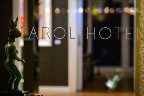634376101 Farol Hotel