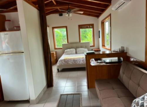 Dove Escapes - One bedroom beach front upper Cabana in Caribbean Way