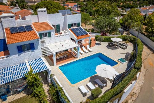 Úszómedence, Casa do Alto Comfortable holiday residence in Carvoeiro Városközpont