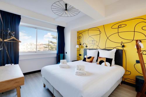 North Paris Suite, Париж
