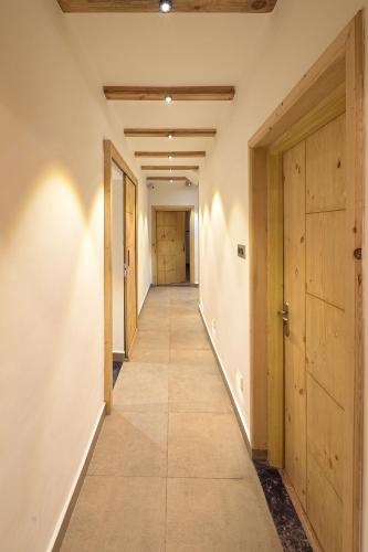 Lobby, Palpenzy Bespoke Stay, Srinagar in Srinagar