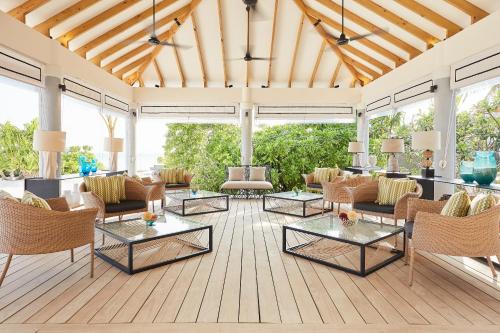 Előcsarnok, NH Collection Maldives Havodda Resort - 50% off domestic flight for 2 people, minimum 6 nights stay in Gaafu Dhaalu korallzátony