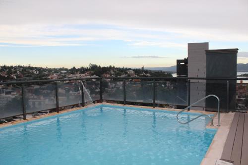 Excelente departamento moderno con pileta