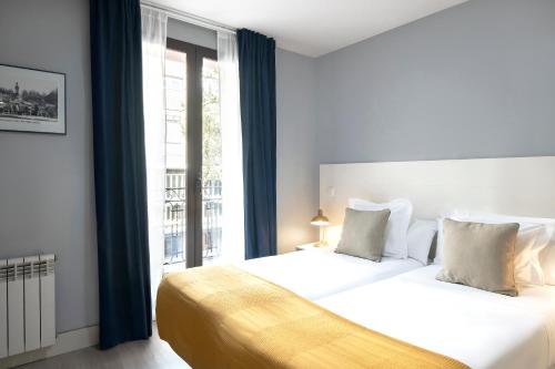 8Rooms Madrid - image 12