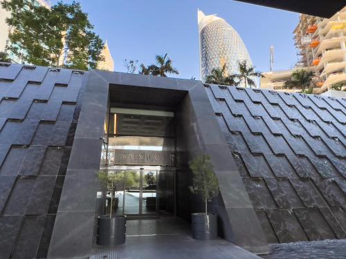 Stunning Burj Khalifa & Downtown Views - Elegant 1BR in The Iconic Index Tower, Dubaï (photo 6)