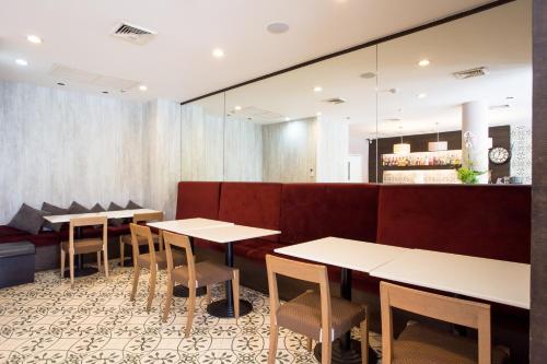 Aphrodite Inn Bangkok - image 4