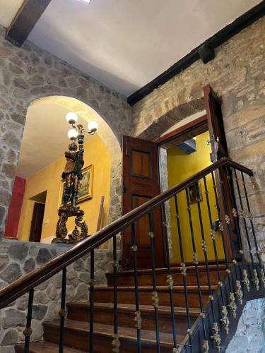 Iekārtas, Palacio de los Alvarado en Las Merindades in El Ribero - Merindad De Montija