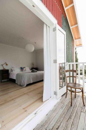 Balcony/terrace, The Pear Orchard Lodge in Richmond / Hope