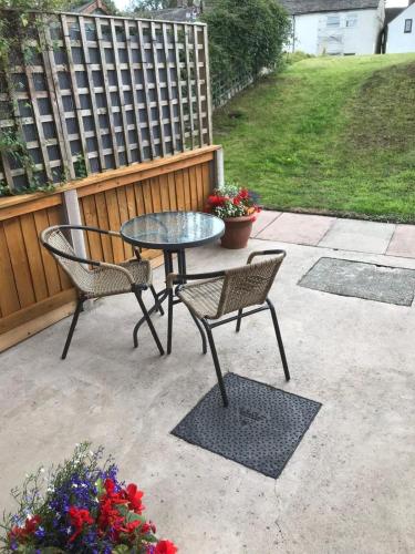 Narrowboat Cottage in ซานบาช