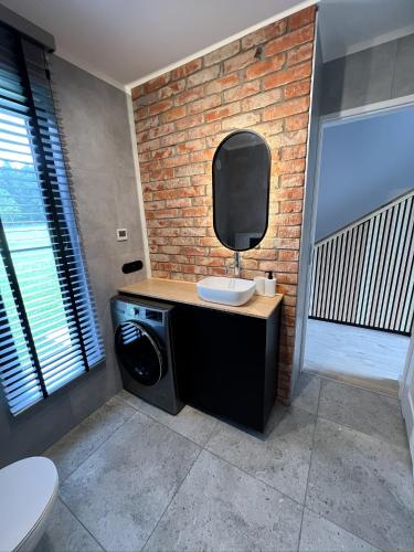 Czarcia Szopa Prywatne jacuzzi i kominek w cenie!
