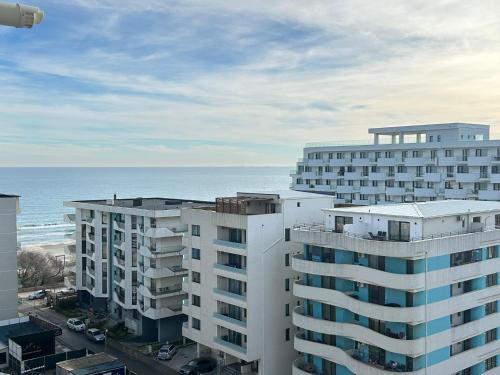 Studio with Sea View image 7