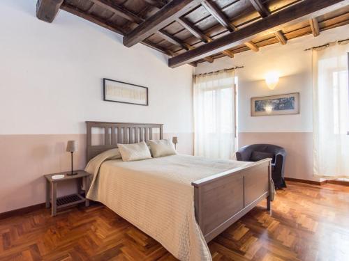 Spacious 2BR in the historic center 2