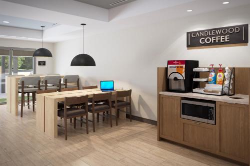 Candlewood Suites Morristown West by IHG - image 7