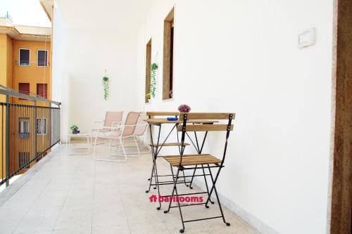 Balcony/terrace, BARI ROOMS Central Station in Liberta