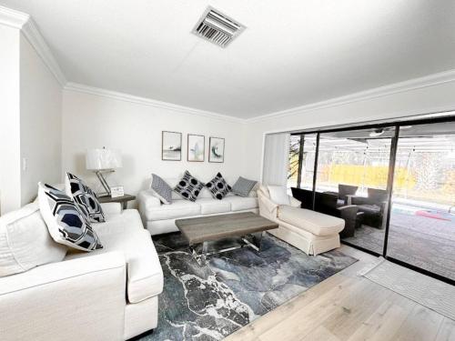 Guestroom, Dream Home Family Retreat | 4BR, Near the Gulf in Palm Harbor