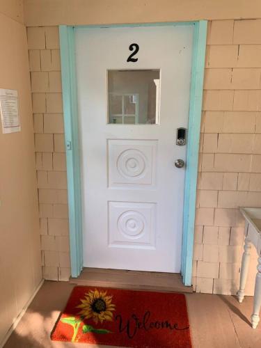 Newly Renovated 2 BR downtown Apt, family getaway. in Montclair (NJ)