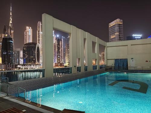 April OFFER Huge 1BKH 4people & high floor, Dubai (foto 2)