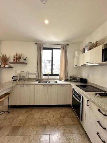 3Bedrooms-5 min Downtown-Wifi-Pool-Jacuzzi-Parking in San Miguel de Allende, Mexico